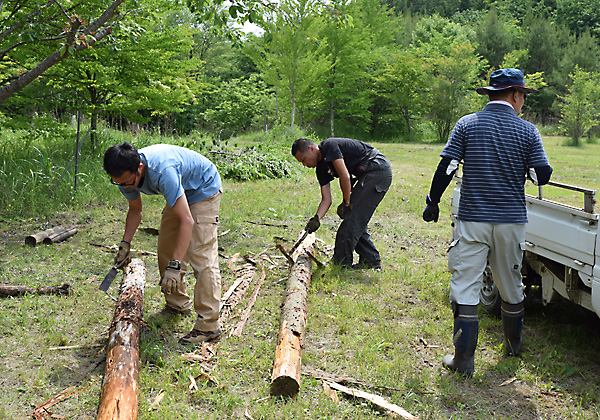 ステージ台修理